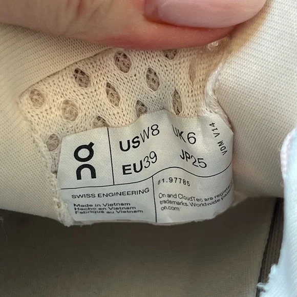 On Cloudmonster Women's Running Shoes - 8 - Picture 8 of 13